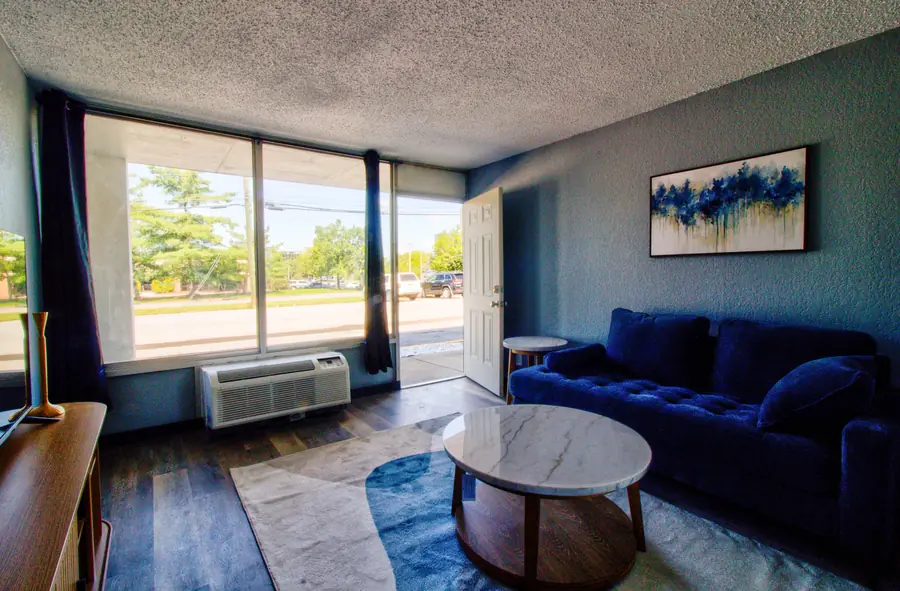 The Blossom Suite living room